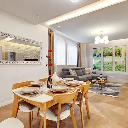 692 Olivier - Superbe A Paris